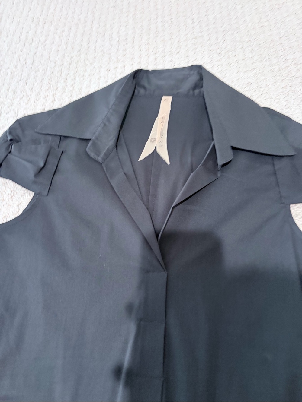 Bailey 44 Black Collared Longline Tunic Top XS Made in USA - Picture 2 of 4